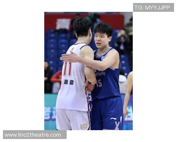 小姚明杯篮球赛盛况空前吸引众多年轻球员争相参与展现才华与激情 小姚明杯篮球赛盛况空前吸引众多年轻球员争相参与展现才华与激情